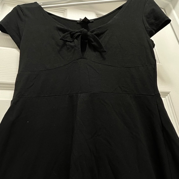 Forever21 little black summer dress - Picture 3 of 4